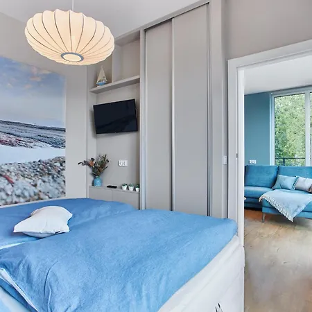 -seaside Garden 52 *